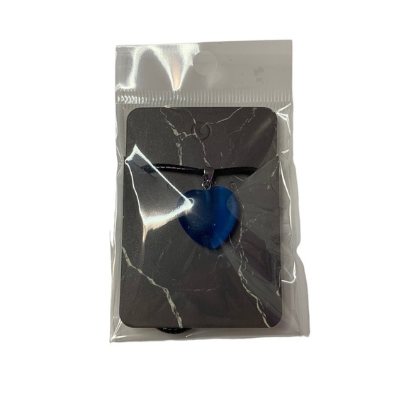 Crystal heart necklace - Picture 4 of 5